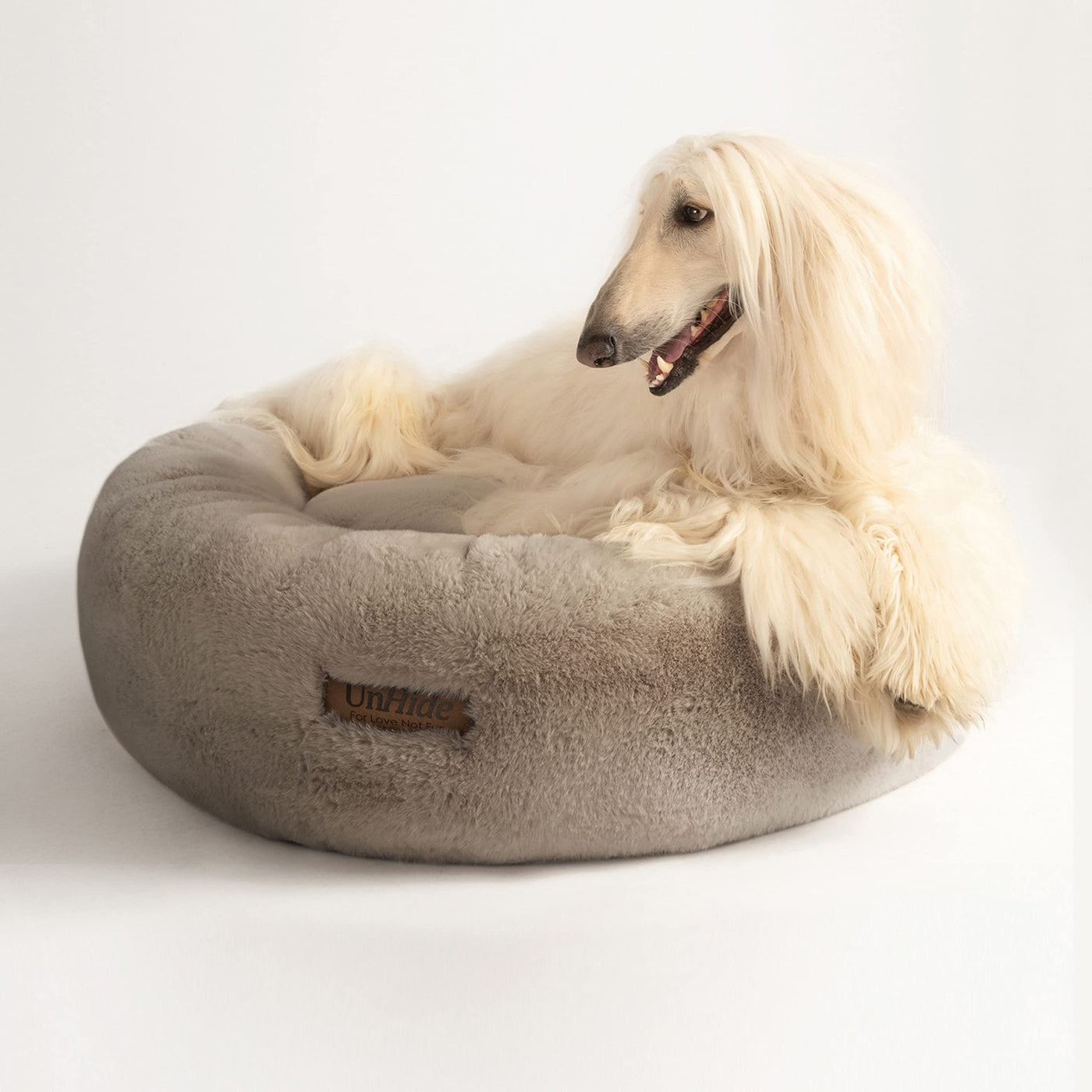 Extra Soft Faux Fur Pet Bed with Washable Cover